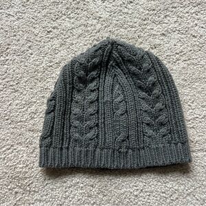 Gray Cable Knit Beanie